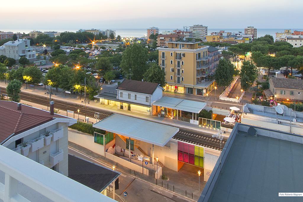Attico Stema Luxury Apartment Misano Adriatico Exterior foto